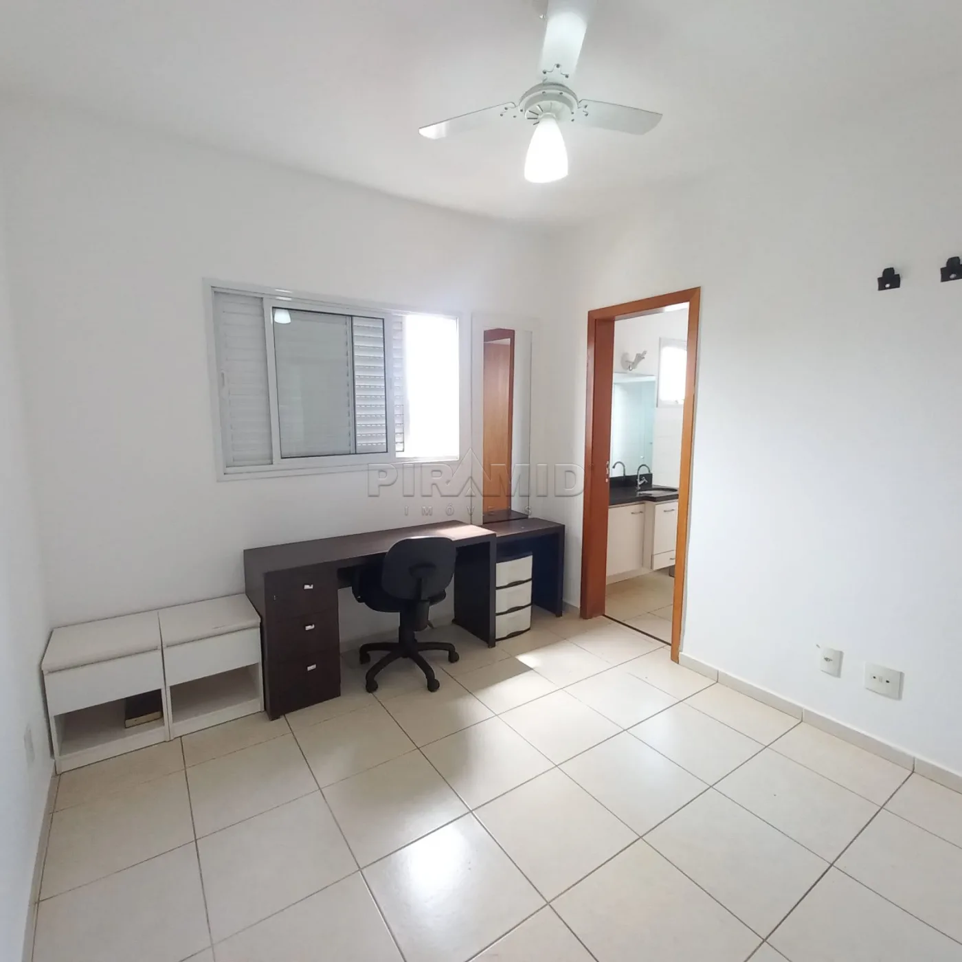 Alugar Apartamento / Padr&atilde;o em Ribeir&atilde;o Preto R$ 3.600,00 - Foto 18