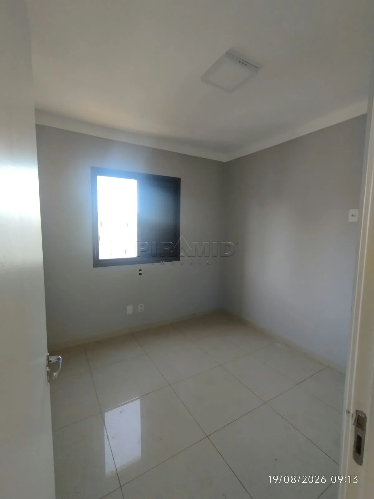 Alugar Apartamento / Padr&atilde;o em Ribeir&atilde;o Preto R$ 3.000,00 - Foto 9