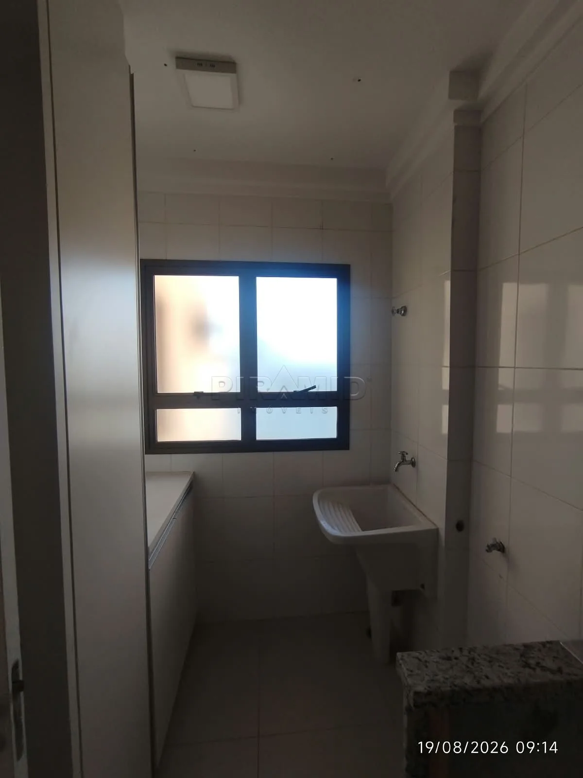 Alugar Apartamento / Padr&atilde;o em Ribeir&atilde;o Preto R$ 3.000,00 - Foto 19