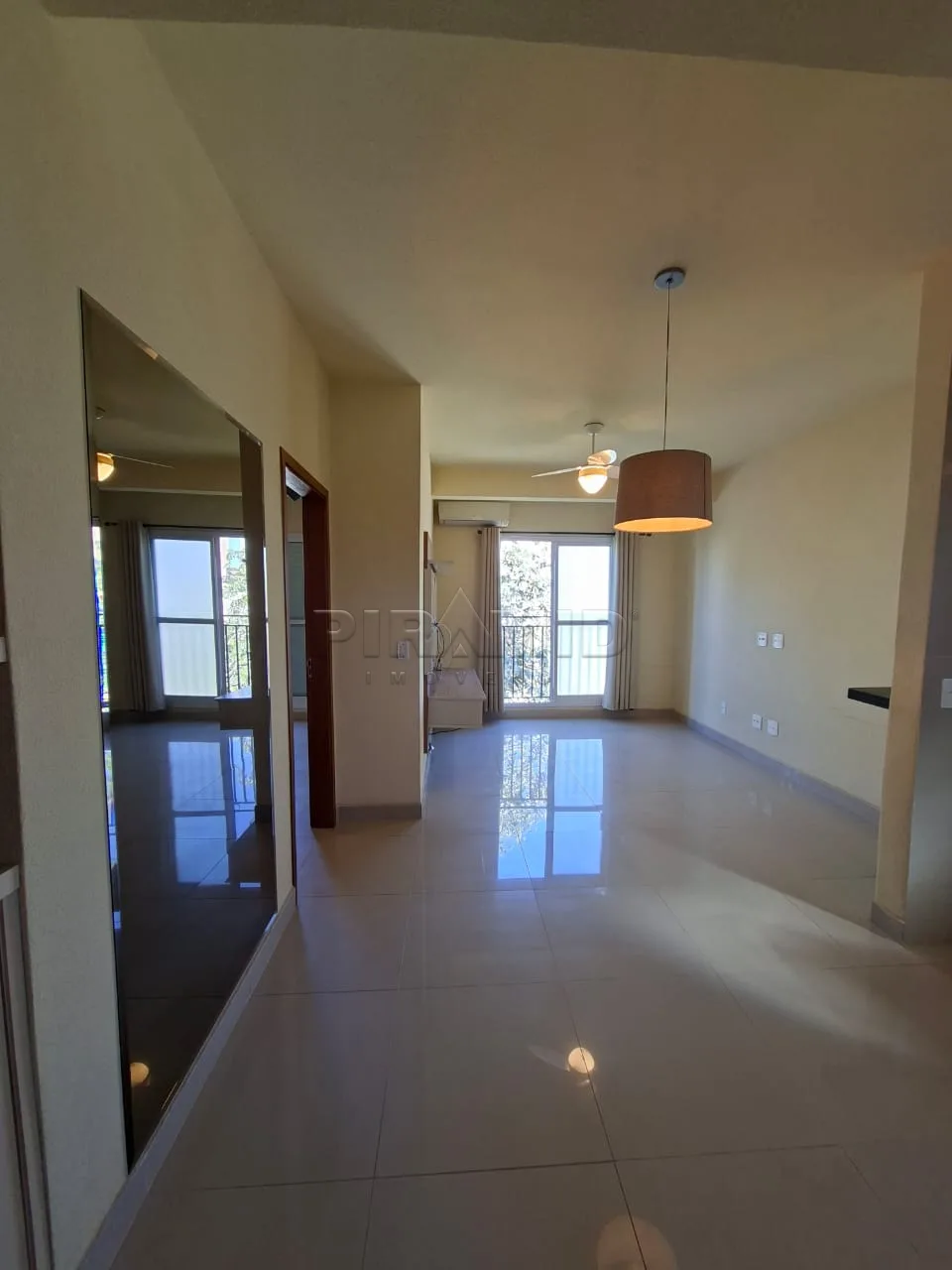 Comprar Apartamento / Padr&atilde;o em Ribeir&atilde;o Preto R$ 400.000,00 - Foto 1