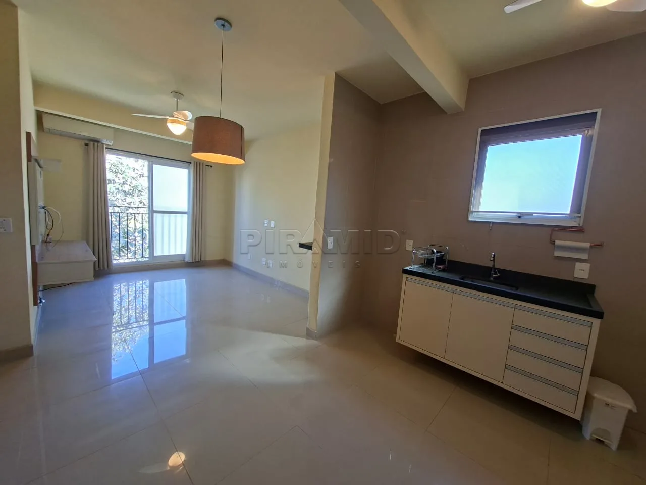Comprar Apartamento / Padr&atilde;o em Ribeir&atilde;o Preto R$ 400.000,00 - Foto 2