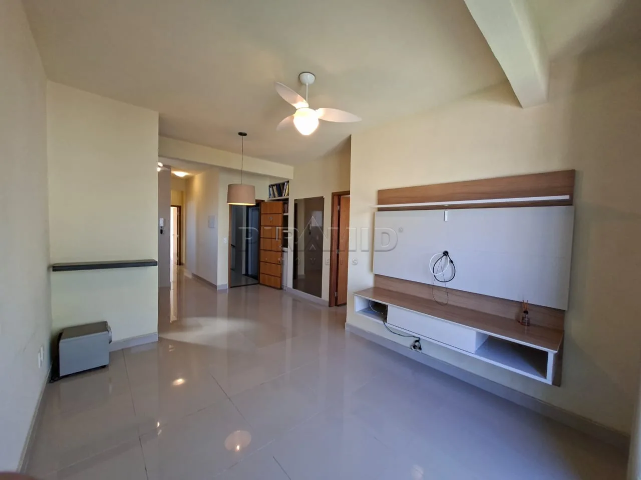 Comprar Apartamento / Padr&atilde;o em Ribeir&atilde;o Preto R$ 400.000,00 - Foto 4