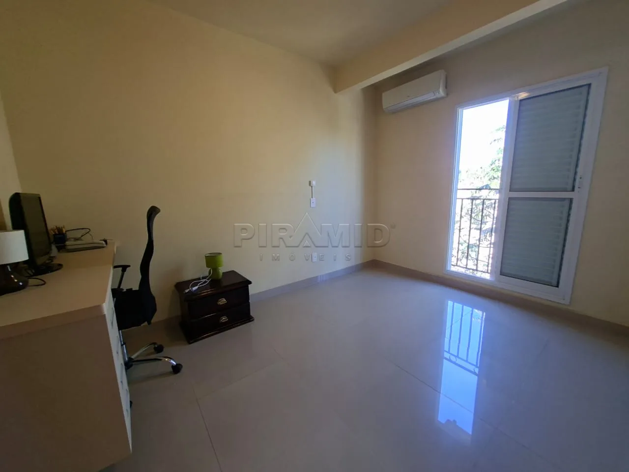 Comprar Apartamento / Padr&atilde;o em Ribeir&atilde;o Preto R$ 400.000,00 - Foto 13