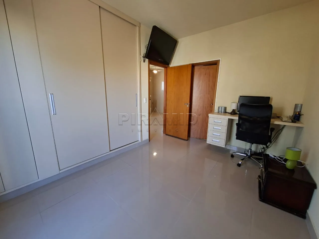 Comprar Apartamento / Padr&atilde;o em Ribeir&atilde;o Preto R$ 400.000,00 - Foto 15