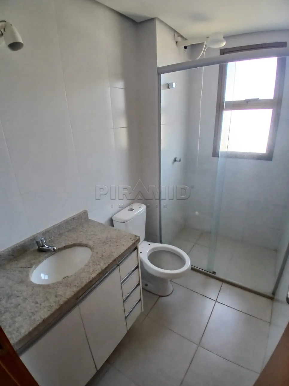 Alugar Apartamento / Kitchnet em Ribeir&atilde;o Preto R$ 1.800,00 - Foto 4