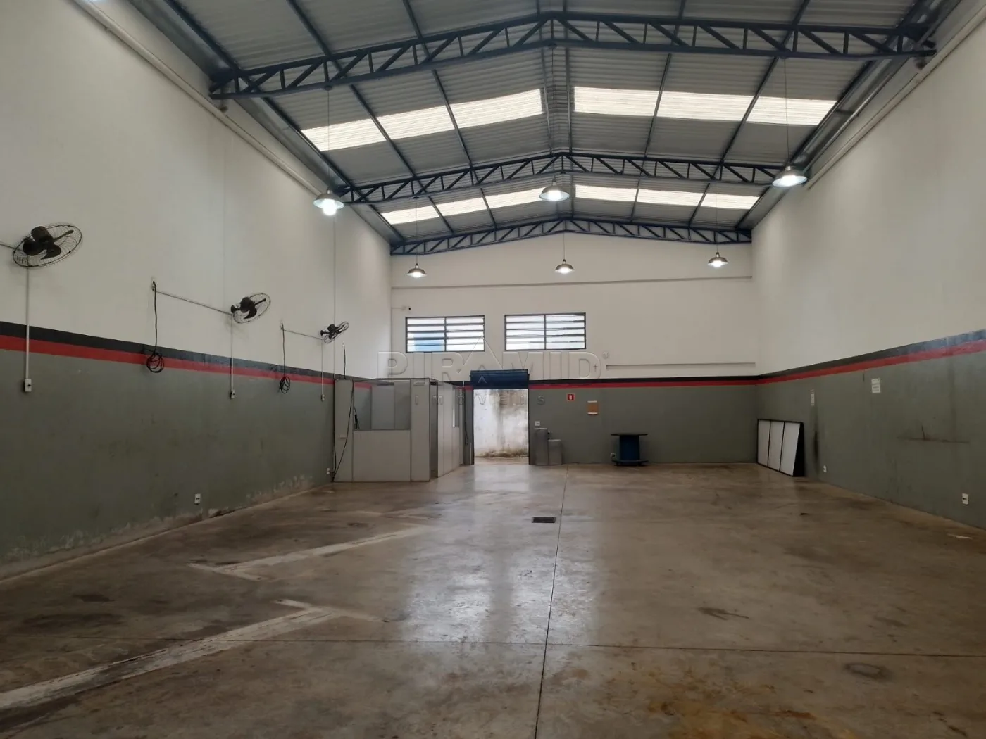 Alugar Comercial / Sal&atilde;o em Ribeir&atilde;o Preto R$ 4.000,00 - Foto 2