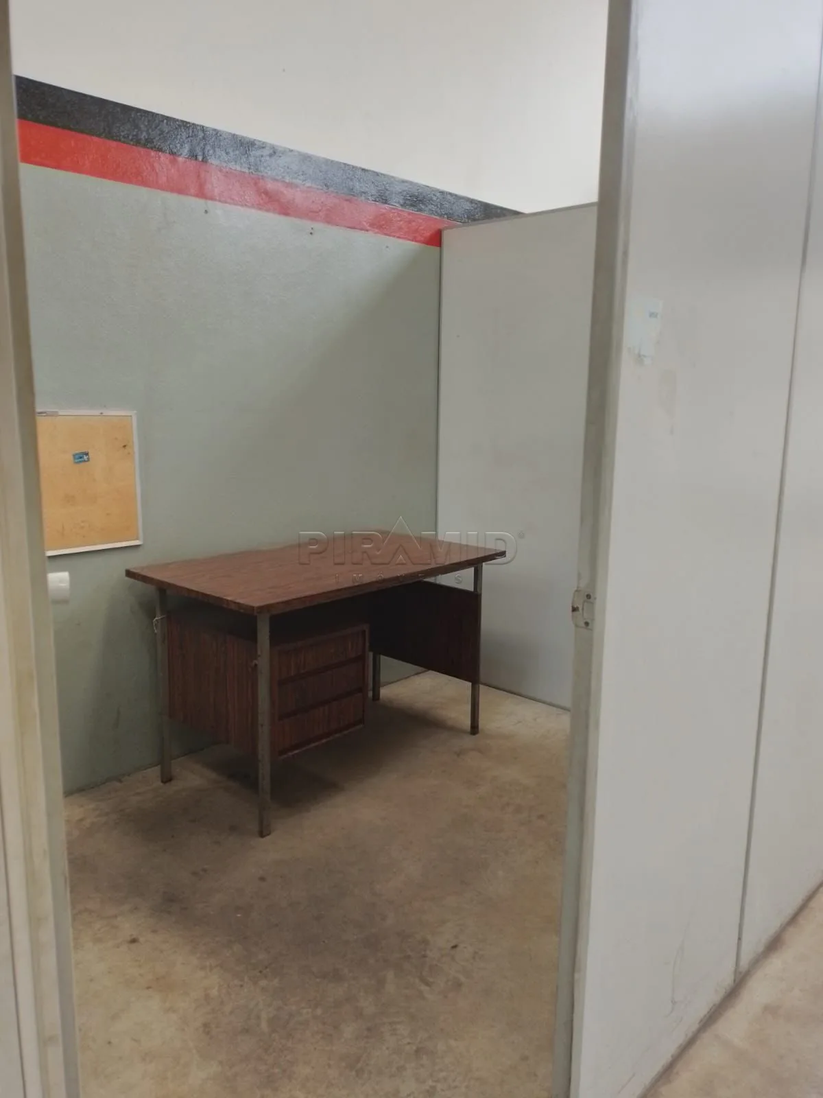 Alugar Comercial / Sal&atilde;o em Ribeir&atilde;o Preto R$ 4.000,00 - Foto 8