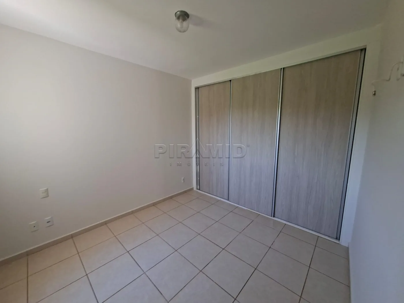 Alugar Apartamento / Padr&atilde;o em Ribeir&atilde;o Preto R$ 600,00 - Foto 7