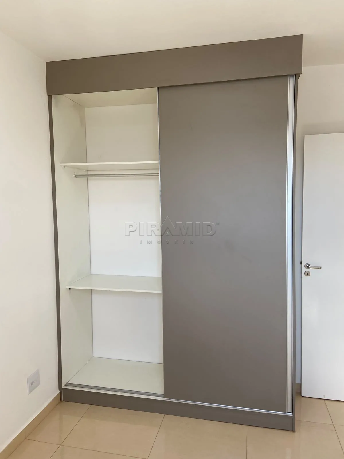 Comprar Apartamento / Padr&atilde;o em Ribeir&atilde;o Preto R$ 280.000,00 - Foto 3