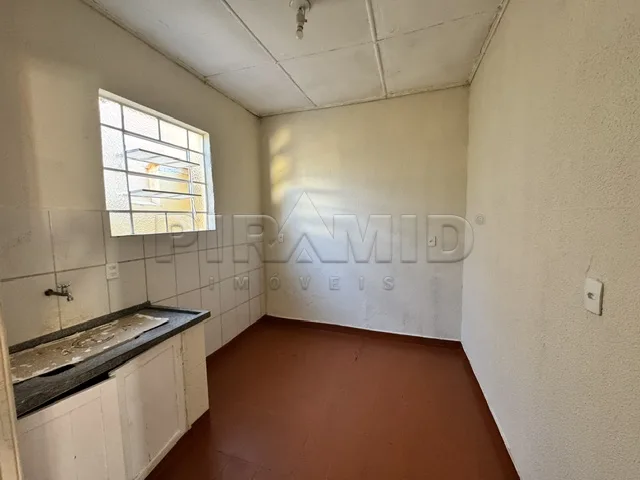 Alugar Casa / Padr&atilde;o em Ribeir&atilde;o Preto R$ 850,00 - Foto 8