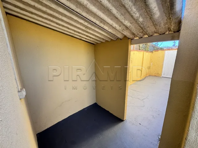 Alugar Casa / Padr&atilde;o em Ribeir&atilde;o Preto R$ 850,00 - Foto 11