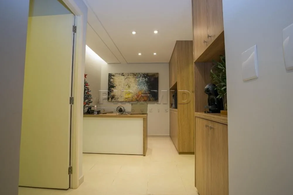 Alugar Comercial / Sala em Ribeir&atilde;o Preto R$ 5.000,00 - Foto 1