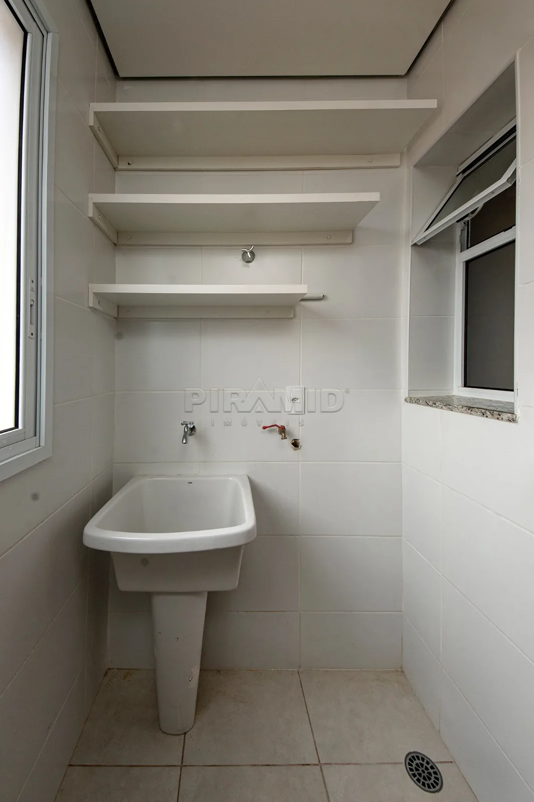 Alugar Apartamento / Padr&atilde;o em Ribeir&atilde;o Preto R$ 1.400,00 - Foto 13