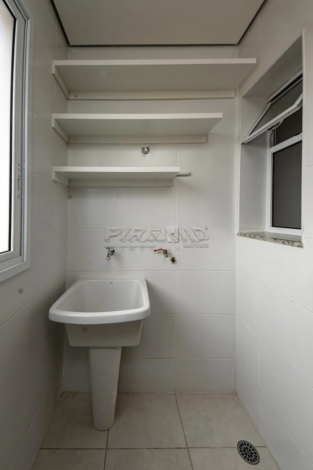 Alugar Apartamento / Padr&atilde;o em Ribeir&atilde;o Preto R$ 2.200,00 - Foto 12