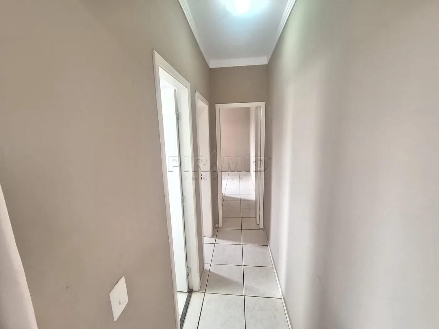 Alugar Apartamento / Padr&atilde;o em Ribeir&atilde;o Preto R$ 1.850,00 - Foto 4