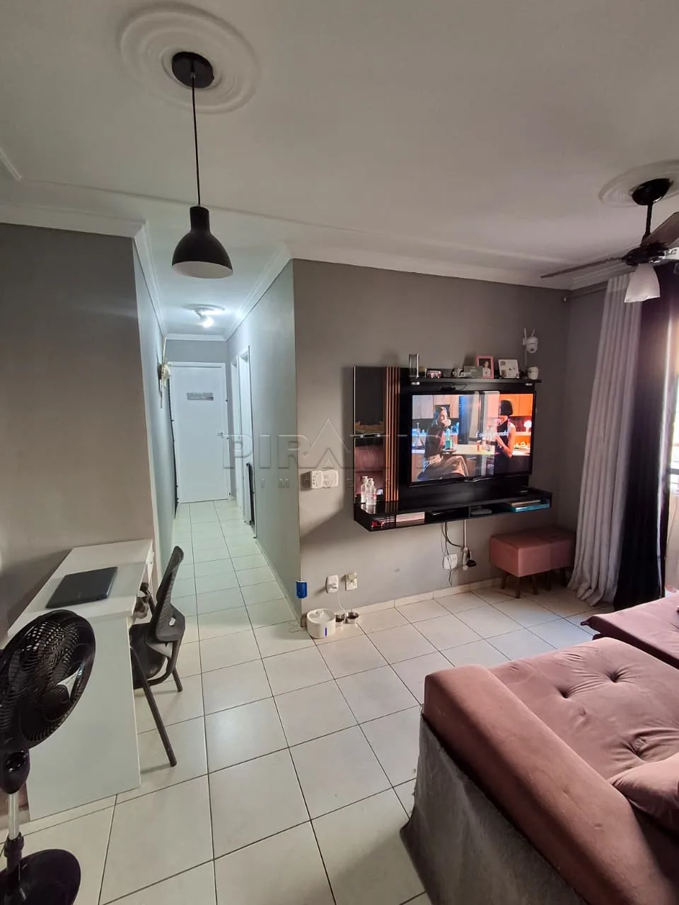 Alugar Apartamento / Padr&atilde;o em Ribeir&atilde;o Preto R$ 600,00 - Foto 1