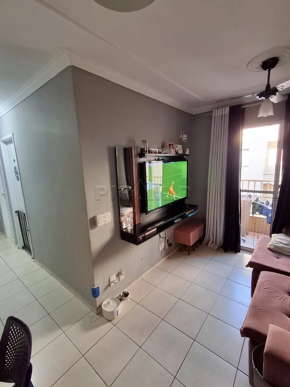 Alugar Apartamento / Padr&atilde;o em Ribeir&atilde;o Preto R$ 600,00 - Foto 2