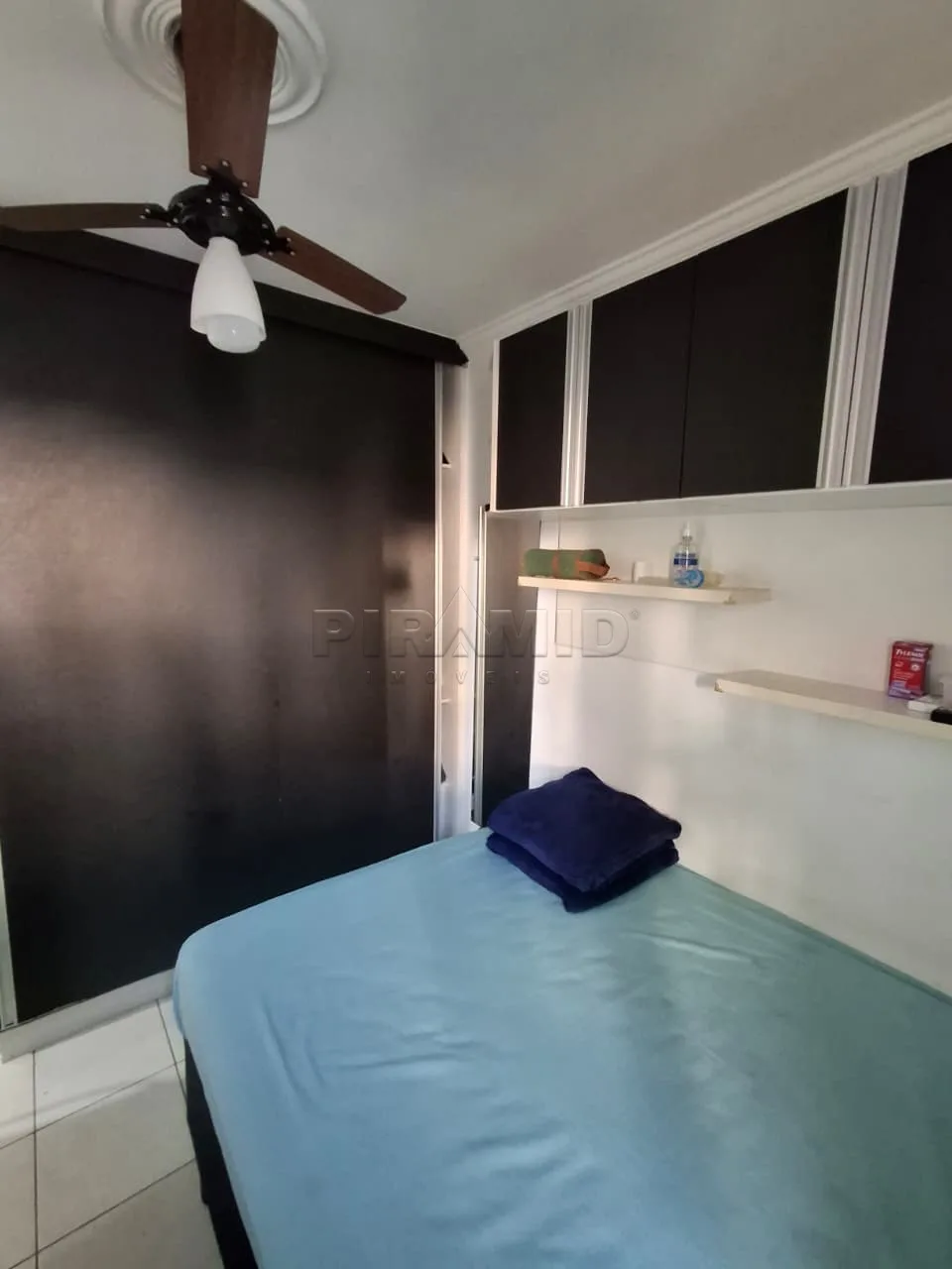 Alugar Apartamento / Padr&atilde;o em Ribeir&atilde;o Preto R$ 600,00 - Foto 5
