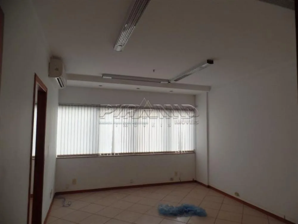 Alugar Comercial / Sala em Ribeir&atilde;o Preto R$ 4.000,00 - Foto 6