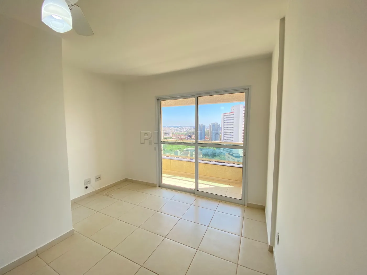 Alugar Apartamento / Padr&atilde;o em Ribeir&atilde;o Preto R$ 1.800,00 - Foto 1