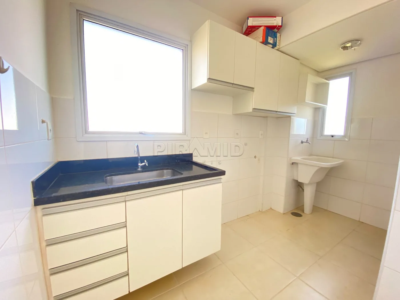 Alugar Apartamento / Padr&atilde;o em Ribeir&atilde;o Preto R$ 1.800,00 - Foto 7