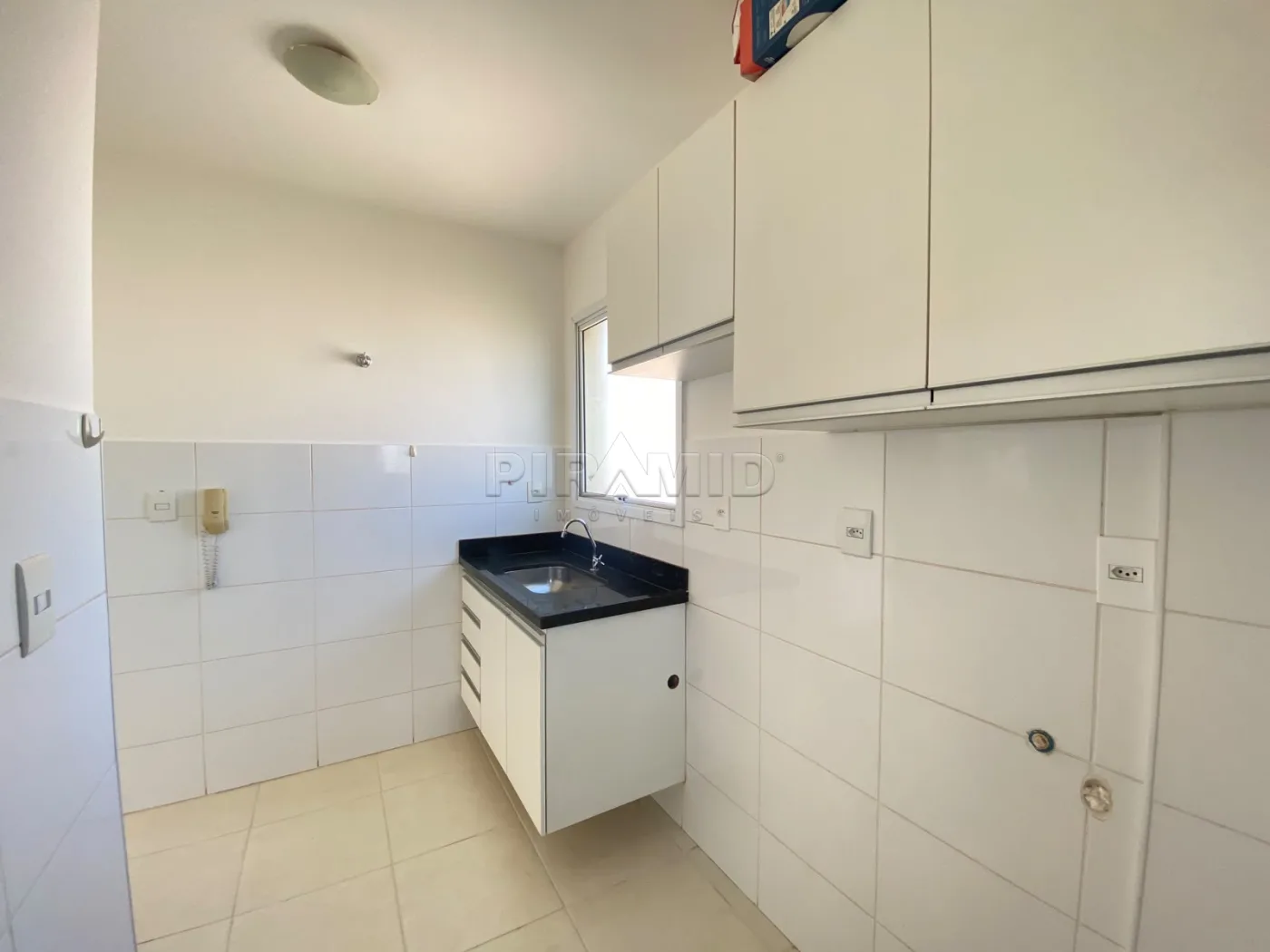 Alugar Apartamento / Padr&atilde;o em Ribeir&atilde;o Preto R$ 1.800,00 - Foto 8