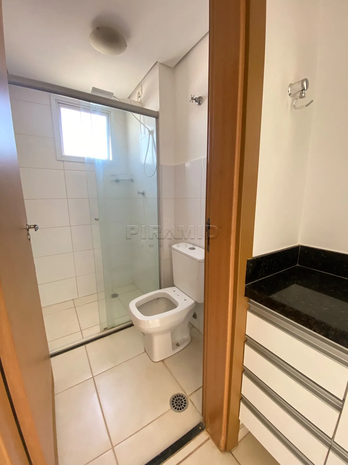 Alugar Apartamento / Padr&atilde;o em Ribeir&atilde;o Preto R$ 1.800,00 - Foto 11