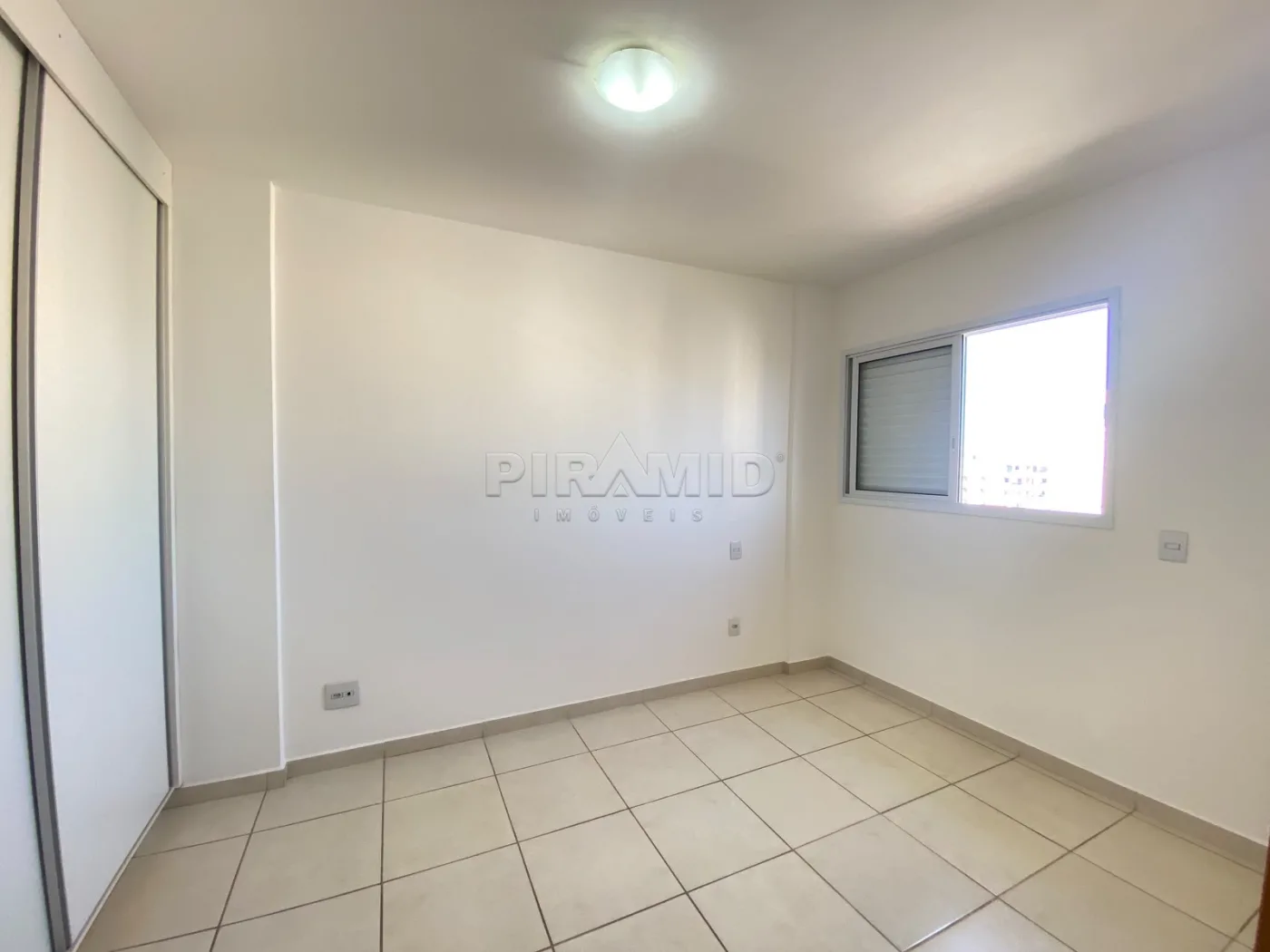 Alugar Apartamento / Padr&atilde;o em Ribeir&atilde;o Preto R$ 1.800,00 - Foto 12