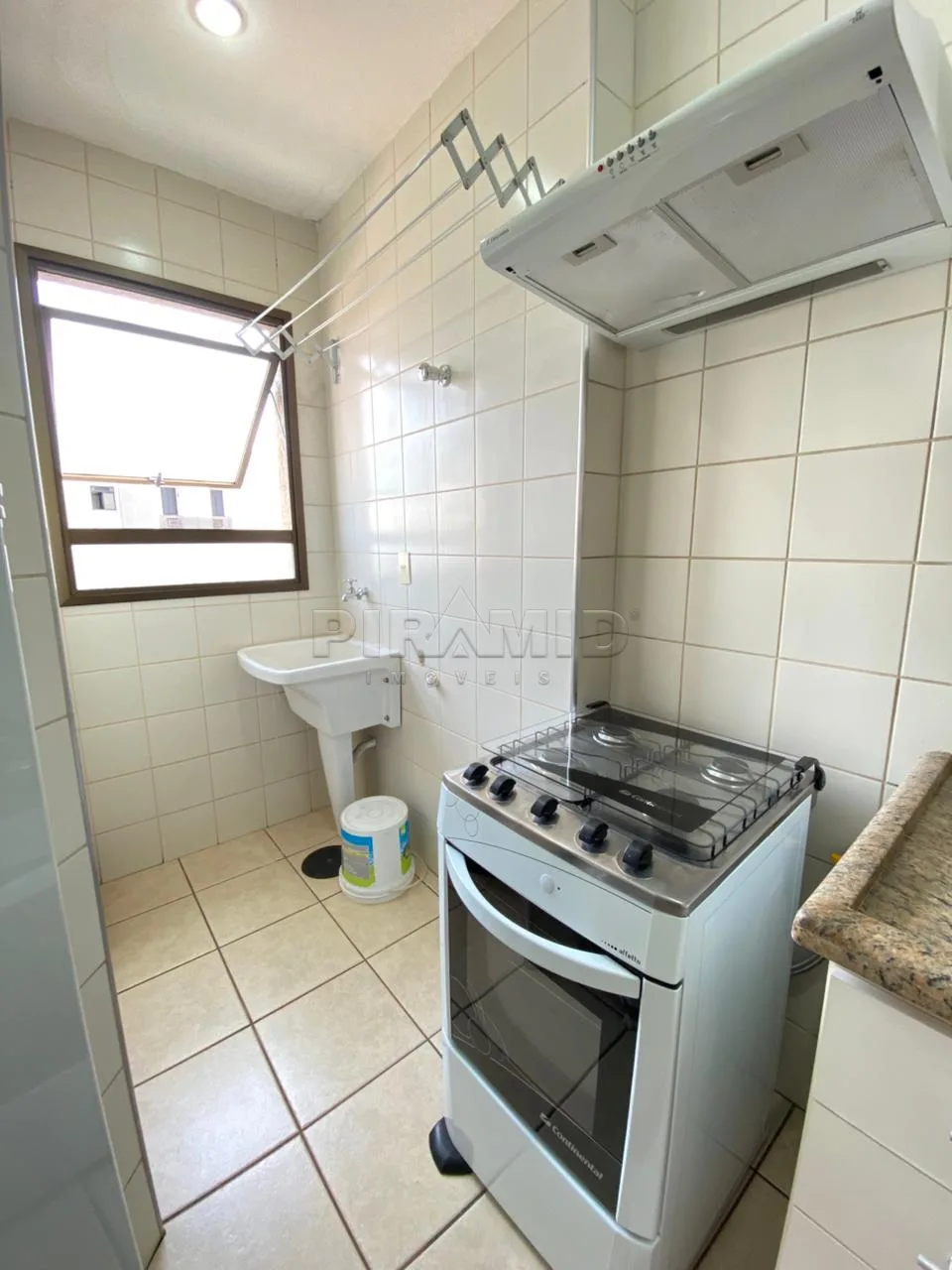 Alugar Apartamento / Padr&atilde;o em Ribeir&atilde;o Preto R$ 2.000,00 - Foto 9