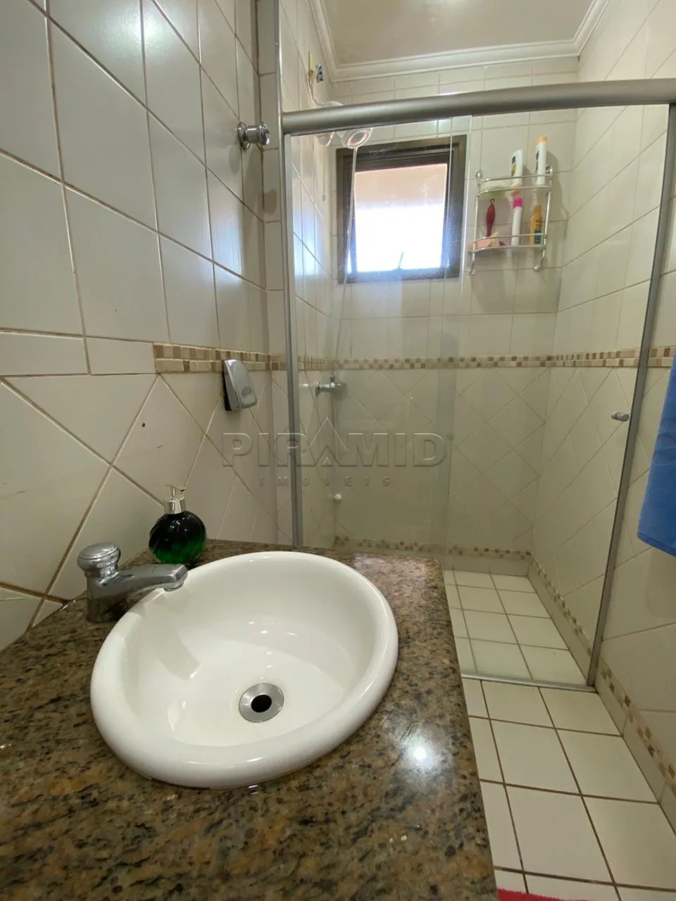 Alugar Apartamento / Padr&atilde;o em Ribeir&atilde;o Preto R$ 2.000,00 - Foto 16