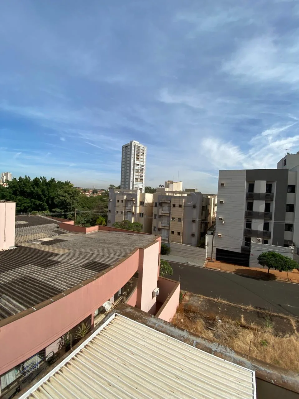 Alugar Apartamento / Padr&atilde;o em Ribeir&atilde;o Preto R$ 2.000,00 - Foto 20