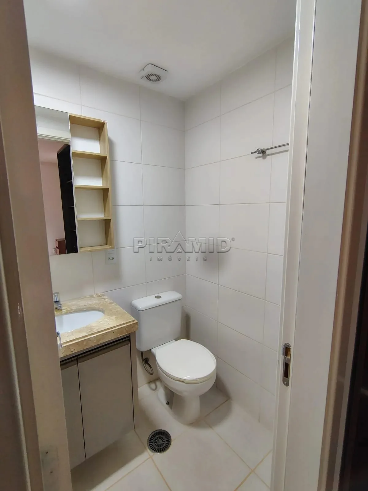 Alugar Apartamento / Padr&atilde;o em Ribeir&atilde;o Preto R$ 2.200,00 - Foto 8