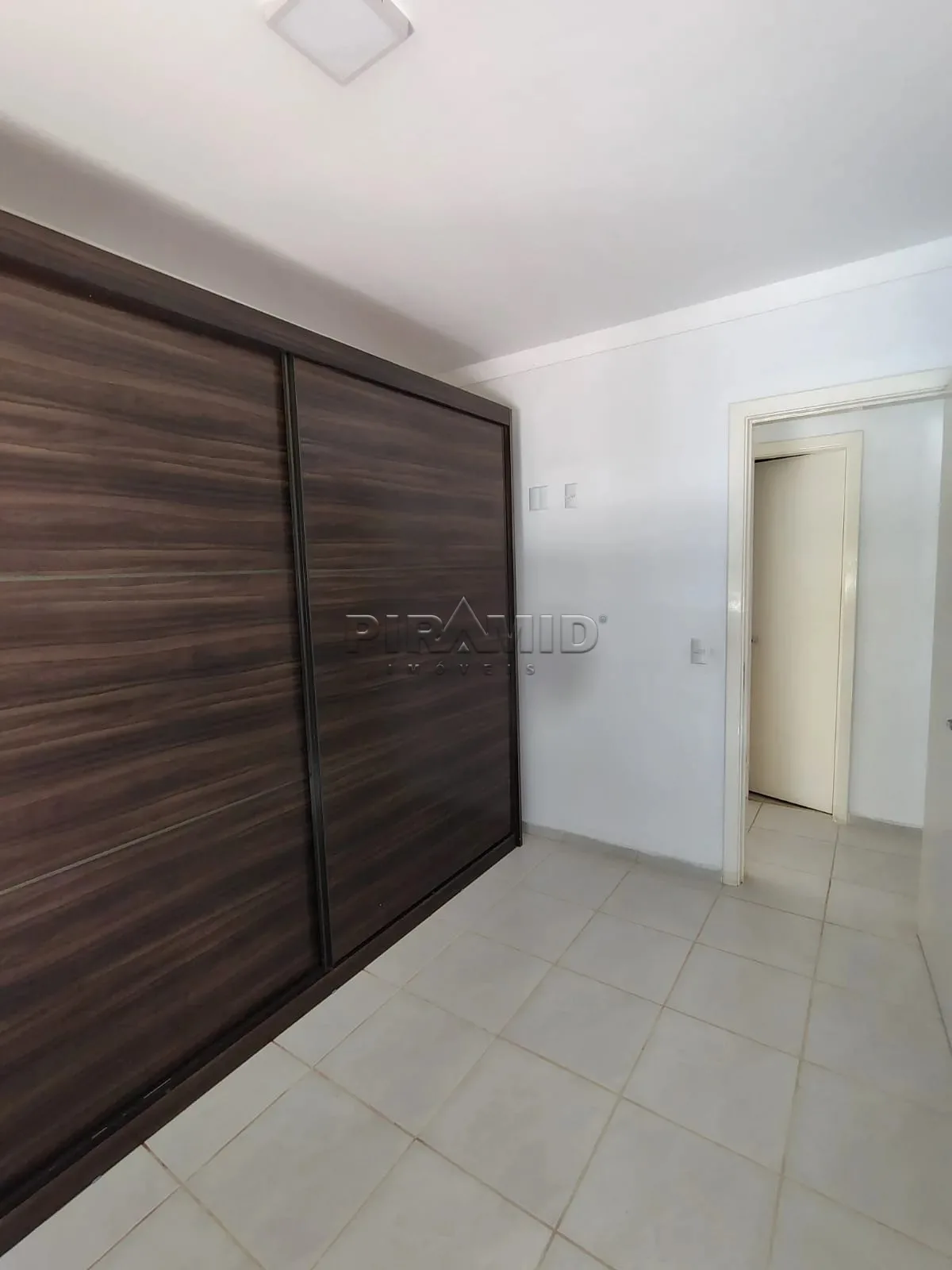 Alugar Apartamento / Padr&atilde;o em Ribeir&atilde;o Preto R$ 2.200,00 - Foto 11