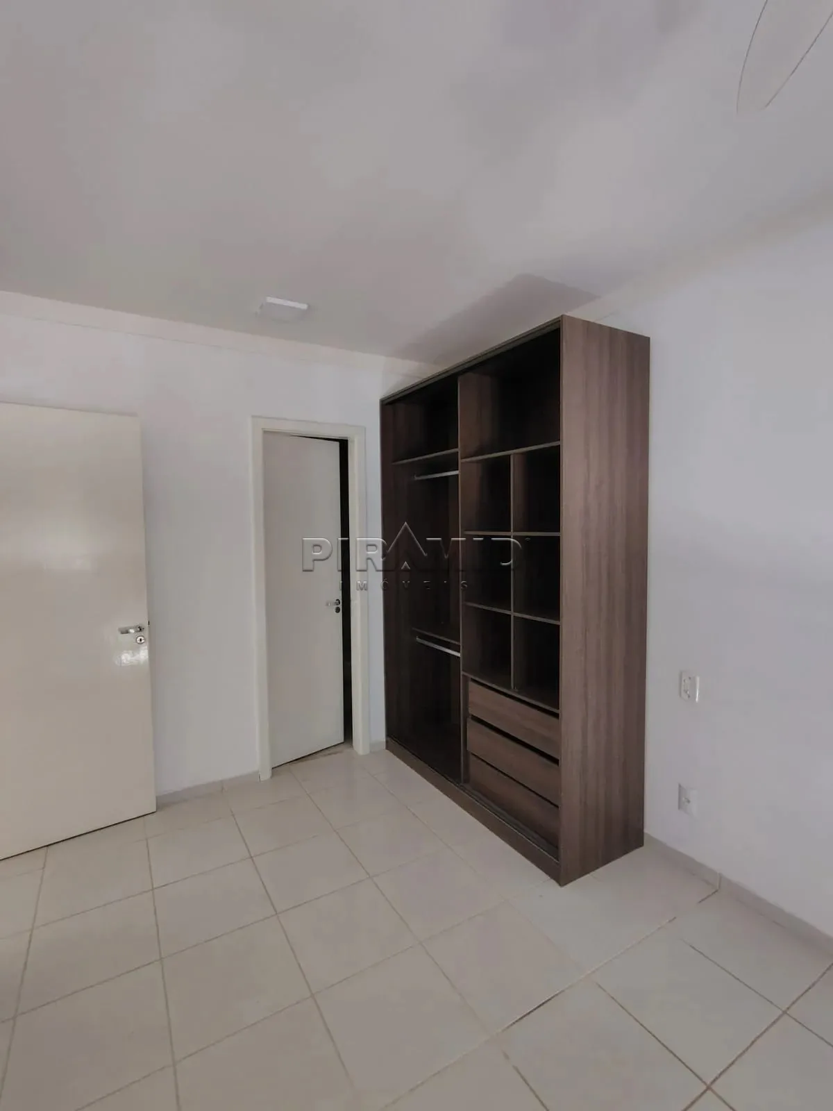 Alugar Apartamento / Padr&atilde;o em Ribeir&atilde;o Preto R$ 2.200,00 - Foto 15