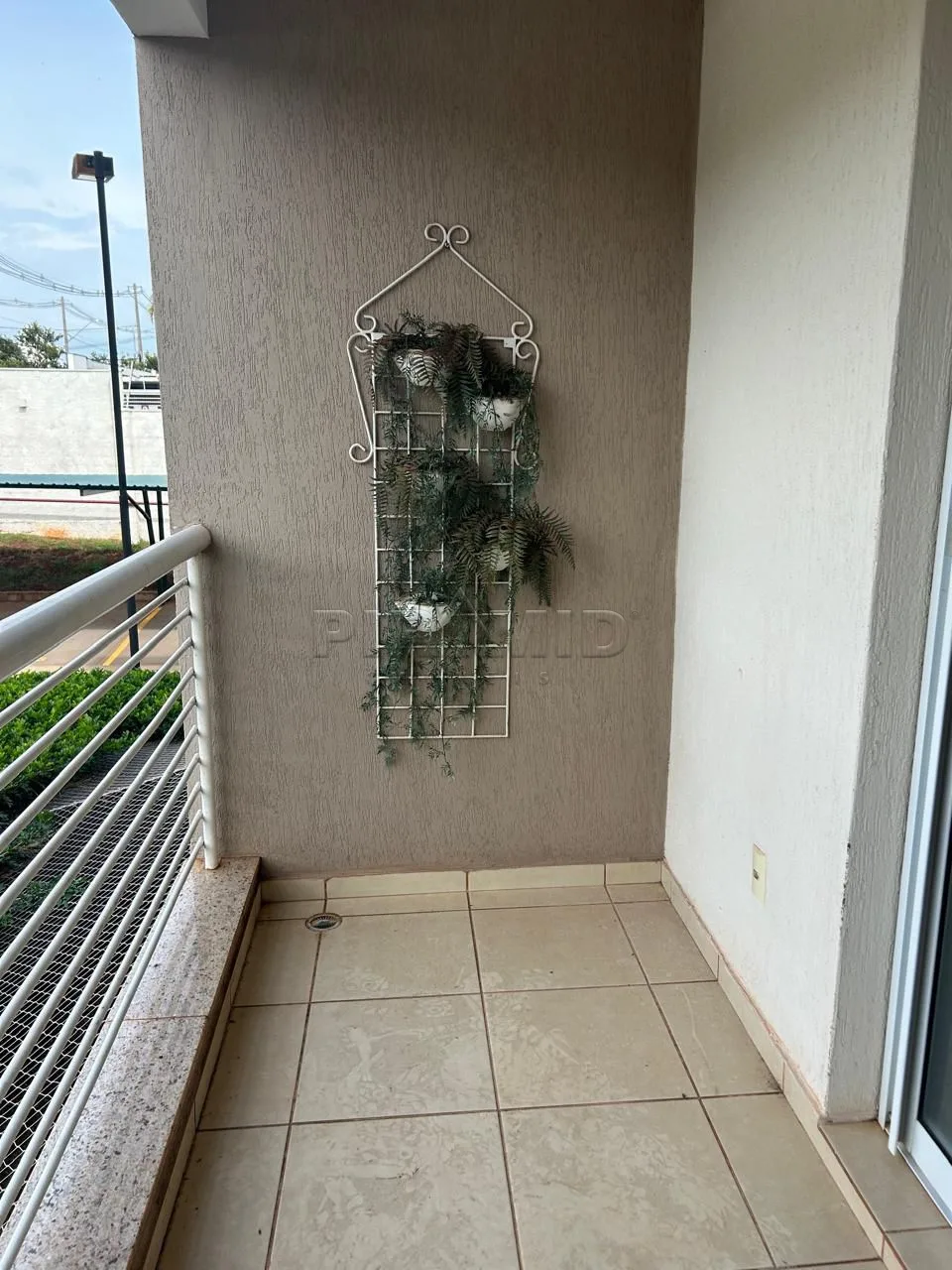 Alugar Apartamento / Padr&atilde;o em Ribeir&atilde;o Preto R$ 2.000,00 - Foto 3