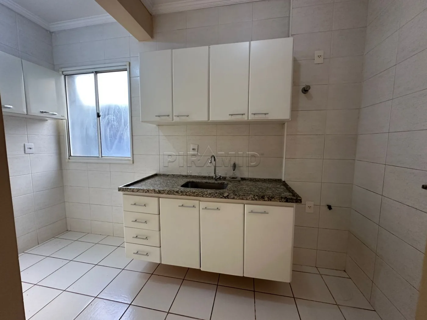 Alugar Apartamento / Padr&atilde;o em Ribeir&atilde;o Preto R$ 1.300,00 - Foto 7