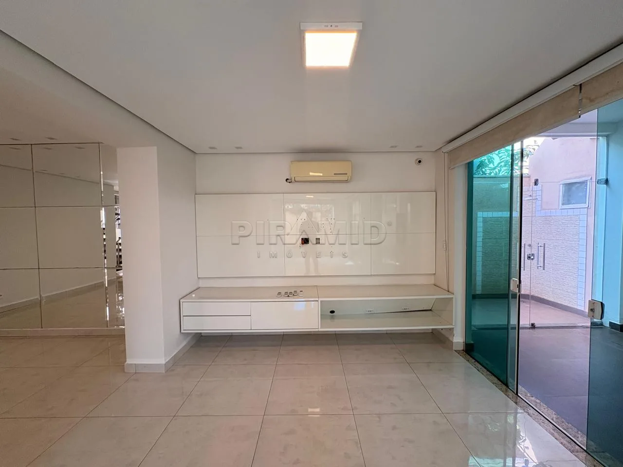 Alugar Casa / Condom&iacute;nio em Ribeir&atilde;o Preto R$ 6.000,00 - Foto 5