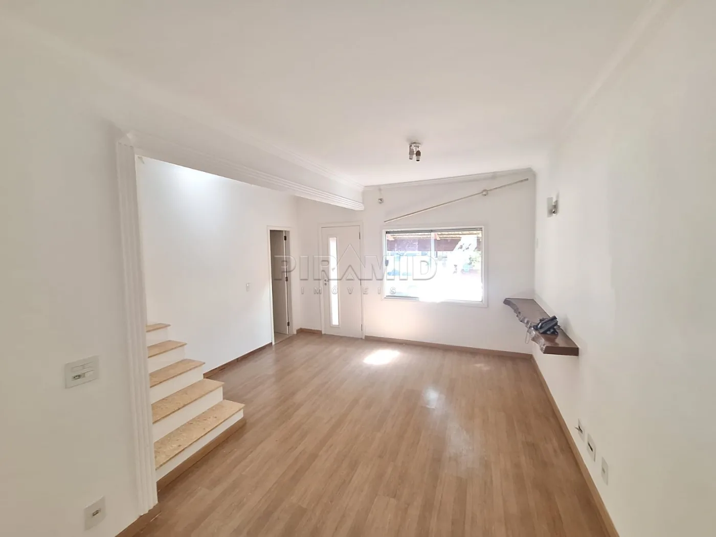 Alugar Casa / Condom&iacute;nio em Ribeir&atilde;o Preto R$ 4.000,00 - Foto 2
