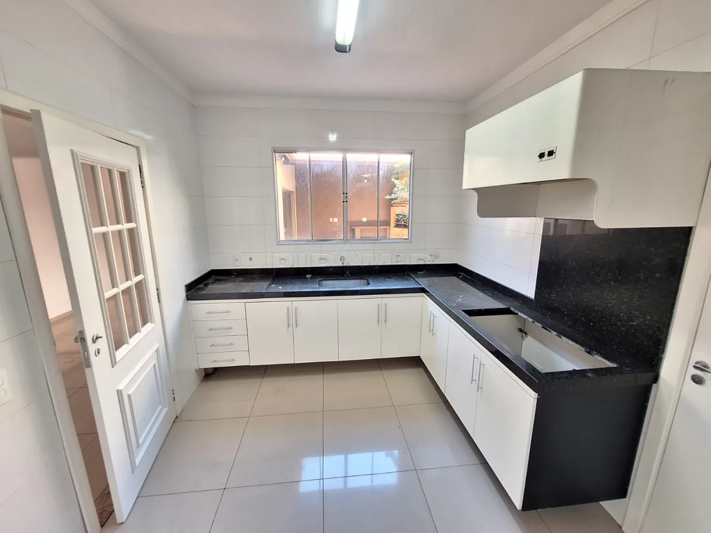 Alugar Casa / Condom&iacute;nio em Ribeir&atilde;o Preto R$ 4.000,00 - Foto 18