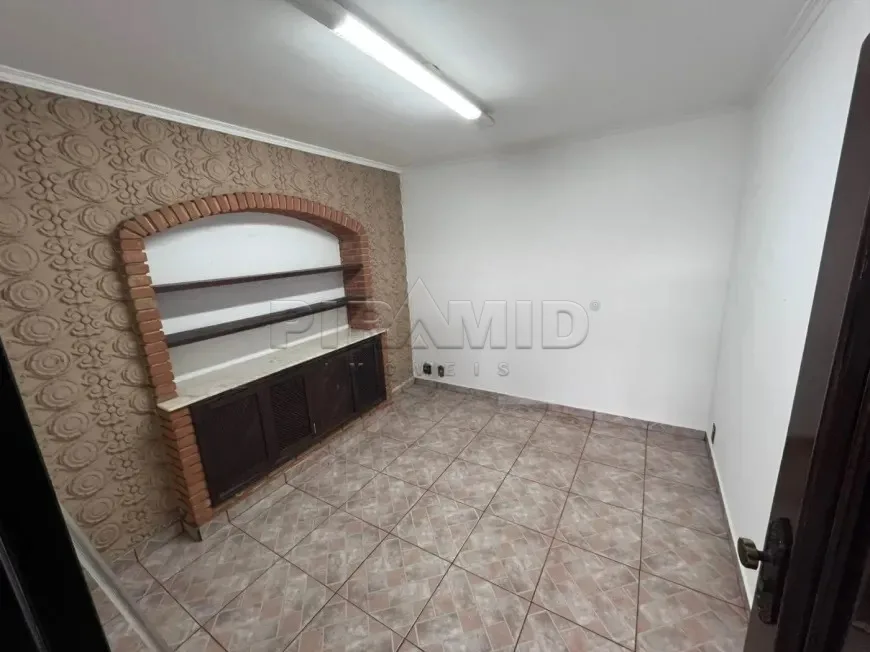 Alugar Casa / Padr&atilde;o em Ribeir&atilde;o Preto R$ 5.000,00 - Foto 3