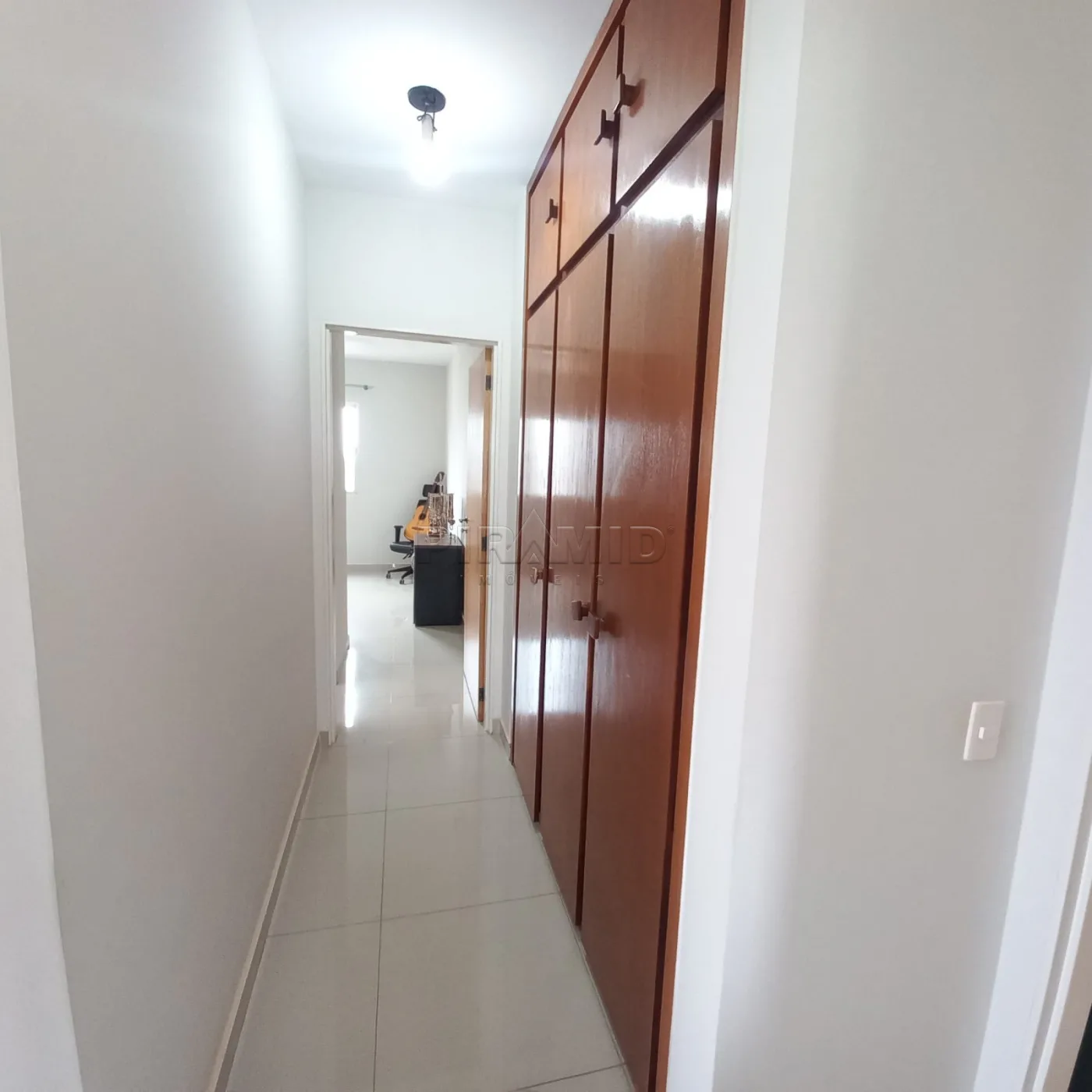 Alugar Apartamento / Padr&atilde;o em Ribeir&atilde;o Preto R$ 780,00 - Foto 9