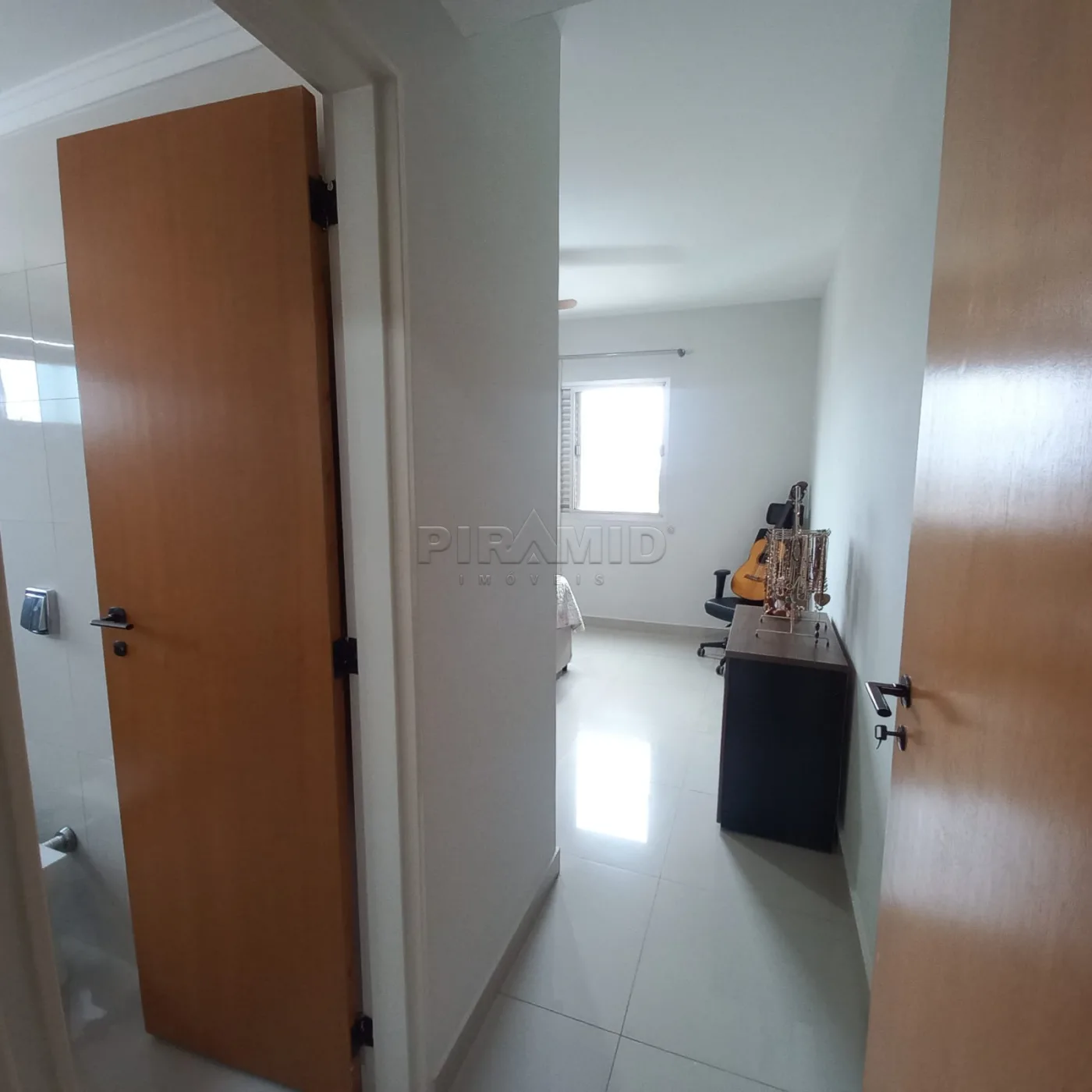 Alugar Apartamento / Padr&atilde;o em Ribeir&atilde;o Preto R$ 780,00 - Foto 11