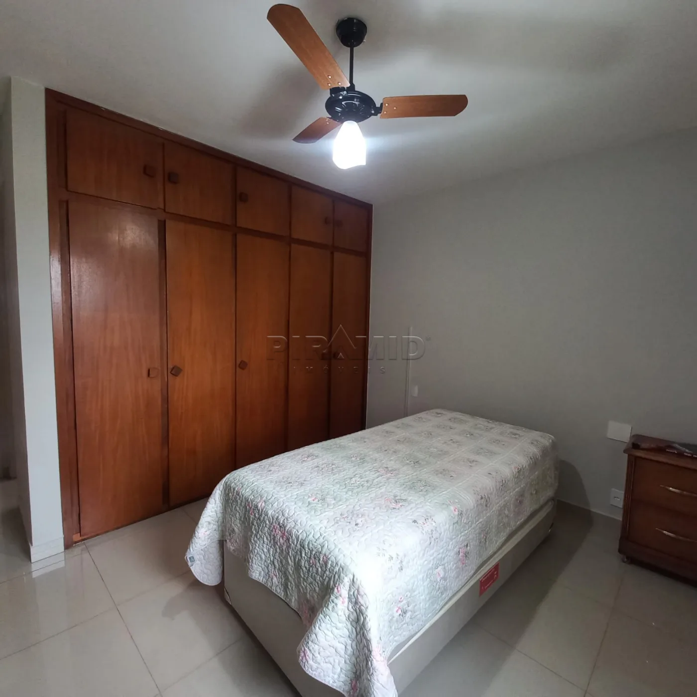 Alugar Apartamento / Padr&atilde;o em Ribeir&atilde;o Preto R$ 780,00 - Foto 12