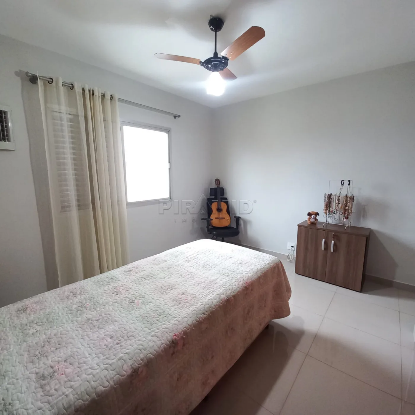 Alugar Apartamento / Padr&atilde;o em Ribeir&atilde;o Preto R$ 780,00 - Foto 14