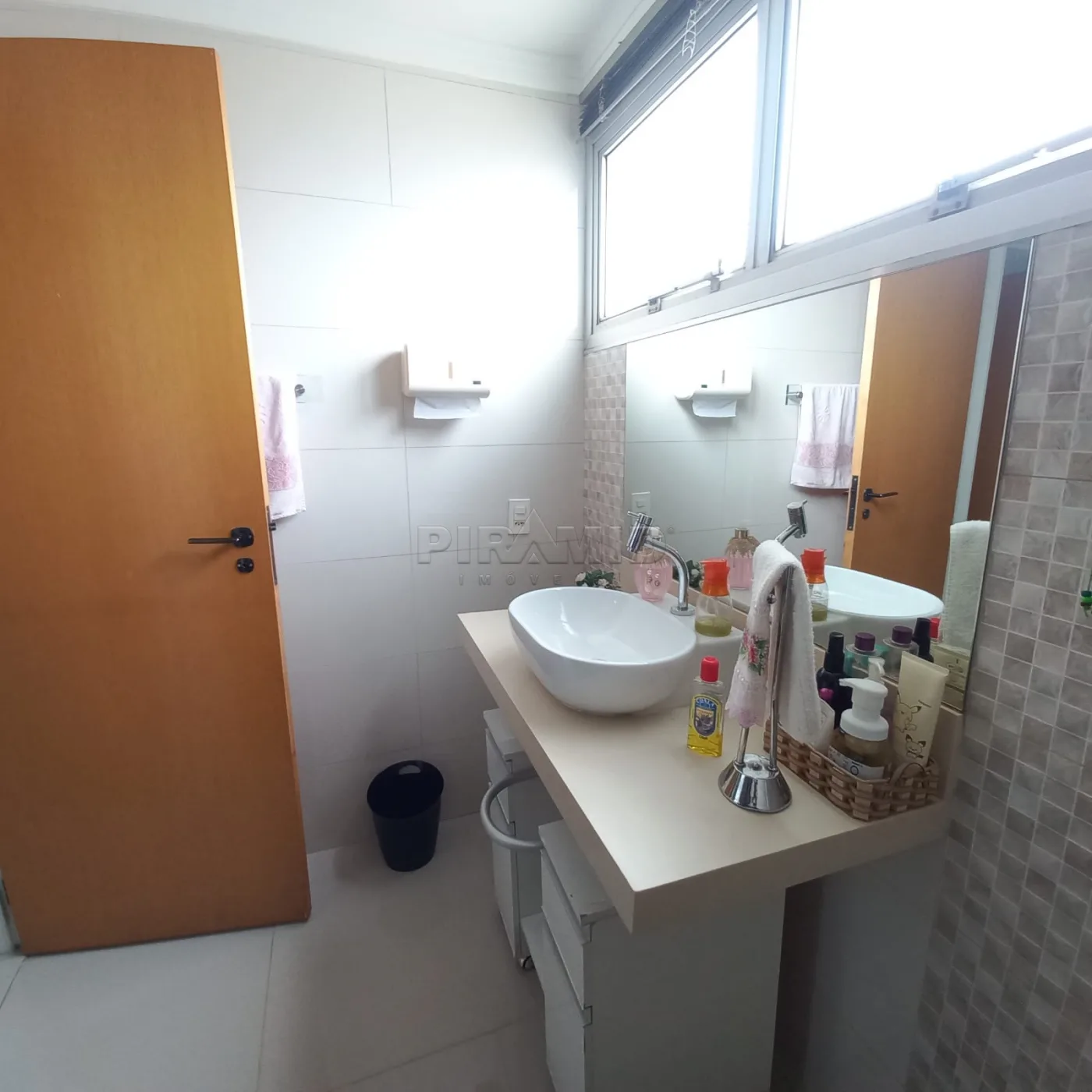 Alugar Apartamento / Padr&atilde;o em Ribeir&atilde;o Preto R$ 780,00 - Foto 22