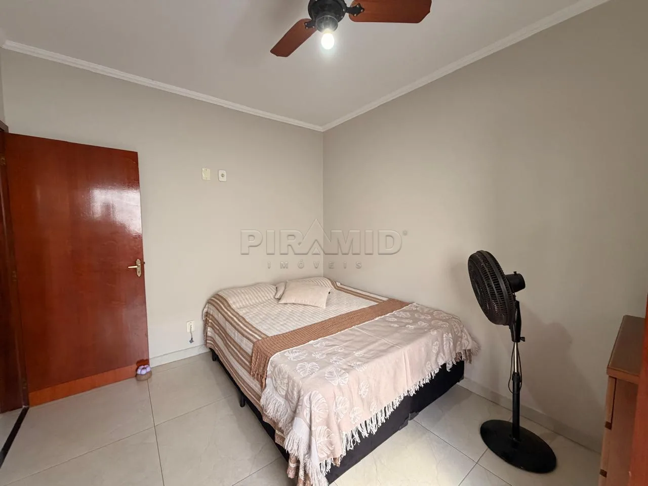 Comprar Casa / Padr&atilde;o em Ribeir&atilde;o Preto R$ 580.000,00 - Foto 18