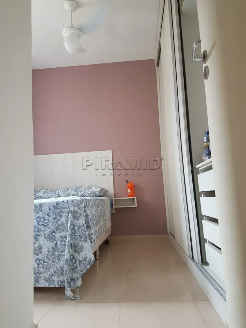 Alugar Apartamento / Padr&atilde;o em Ribeir&atilde;o Preto R$ 1.600,00 - Foto 7