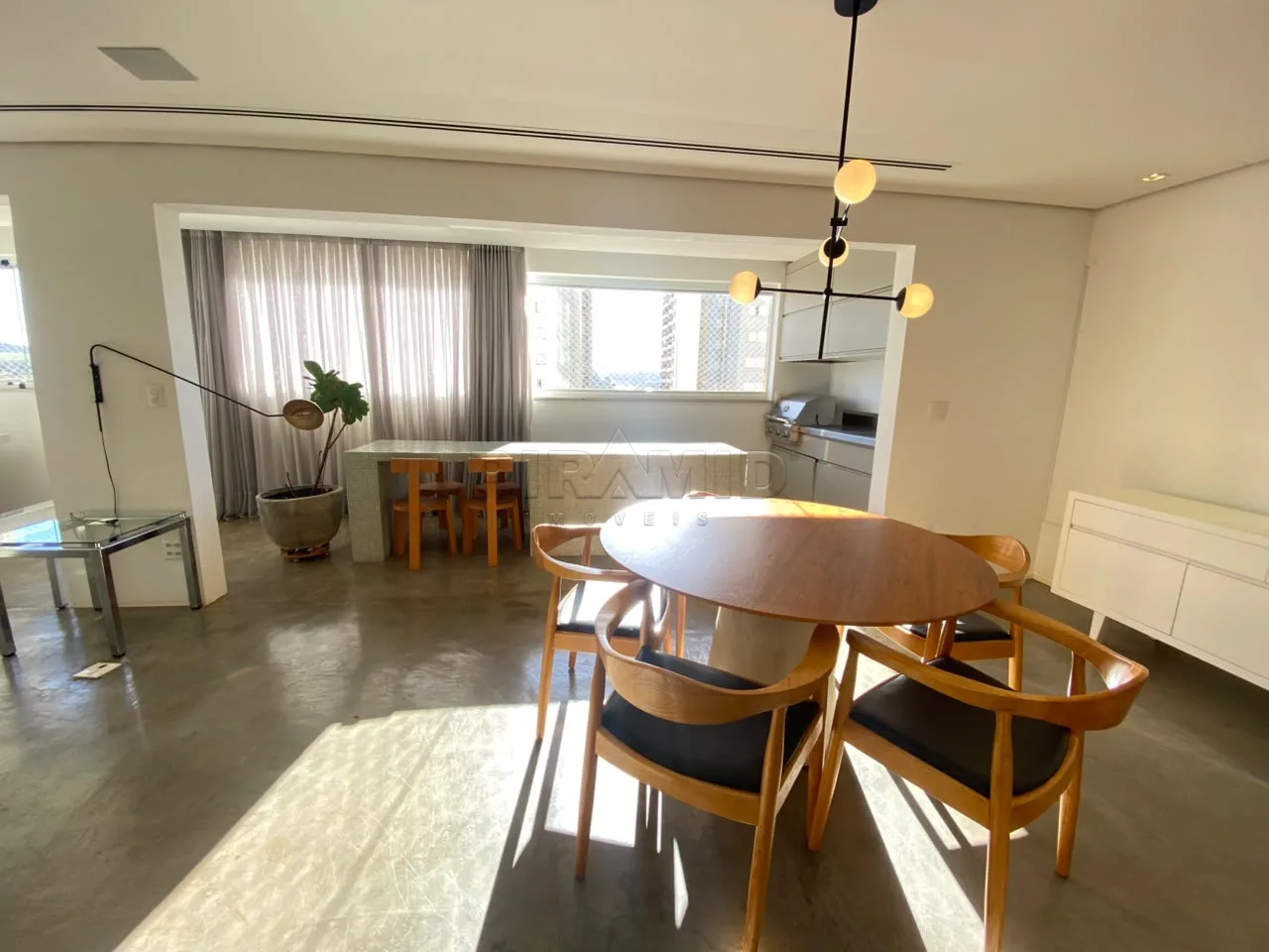 Alugar Apartamento / Padr&atilde;o em Ribeir&atilde;o Preto R$ 5.000,00 - Foto 2