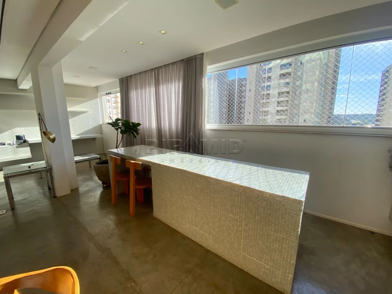 Alugar Apartamento / Padr&atilde;o em Ribeir&atilde;o Preto R$ 5.000,00 - Foto 3