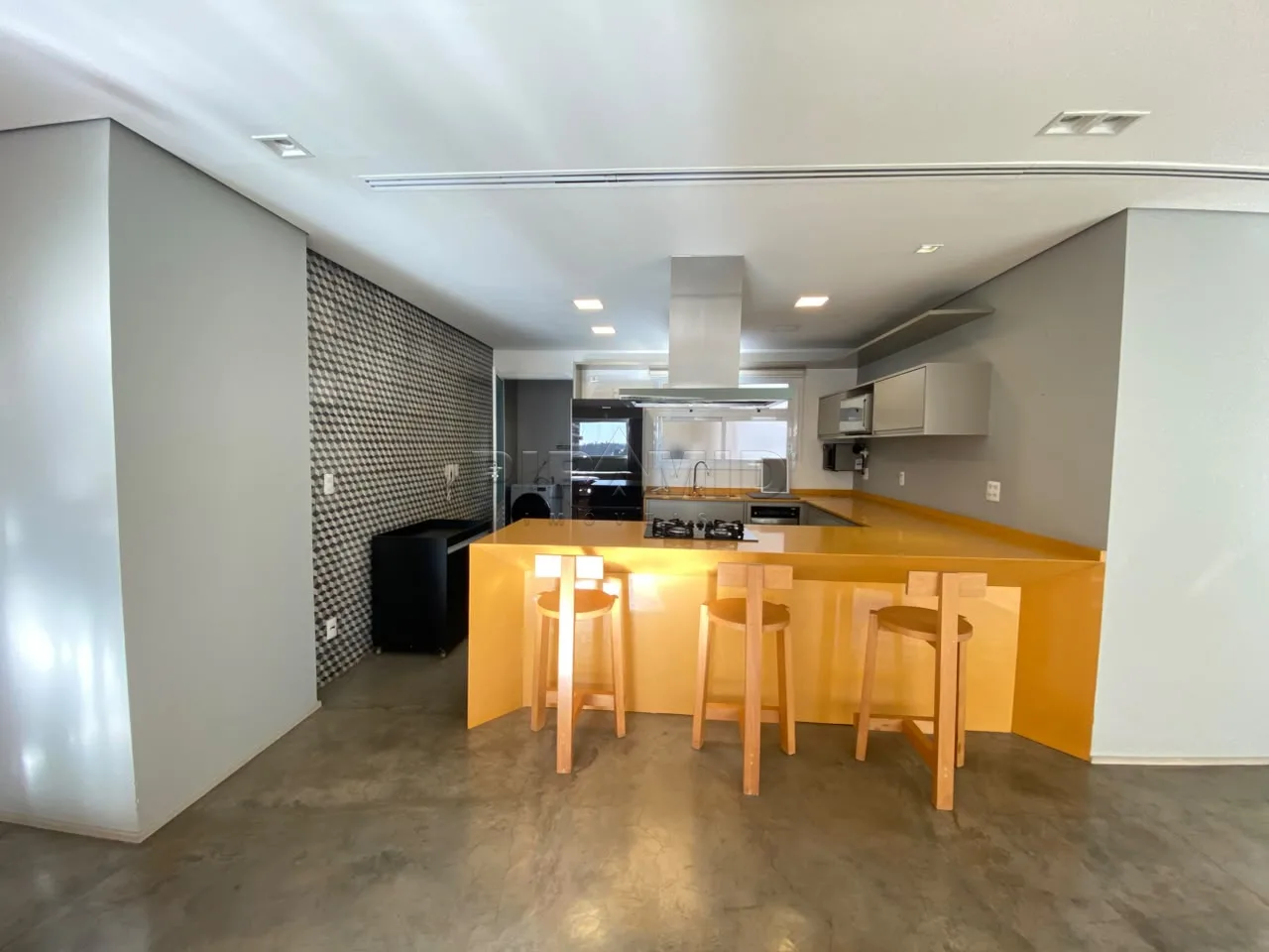 Alugar Apartamento / Padr&atilde;o em Ribeir&atilde;o Preto R$ 5.000,00 - Foto 4